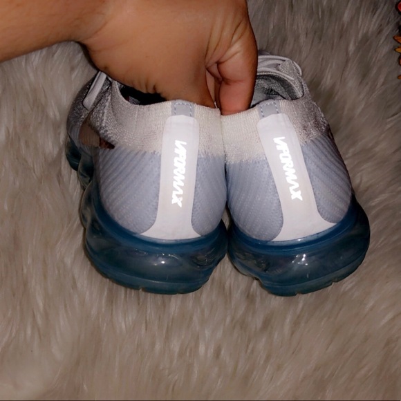 NIKE Air Vapormax Flyknit in Explorer Light - Picture 8 of 8